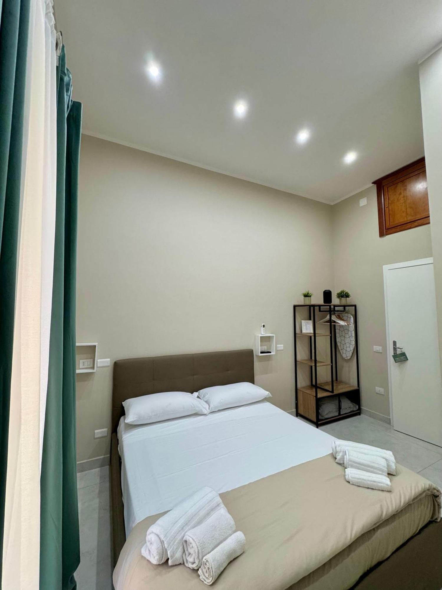 Bed and Breakfast Royal Dream à Naples Extérieur photo