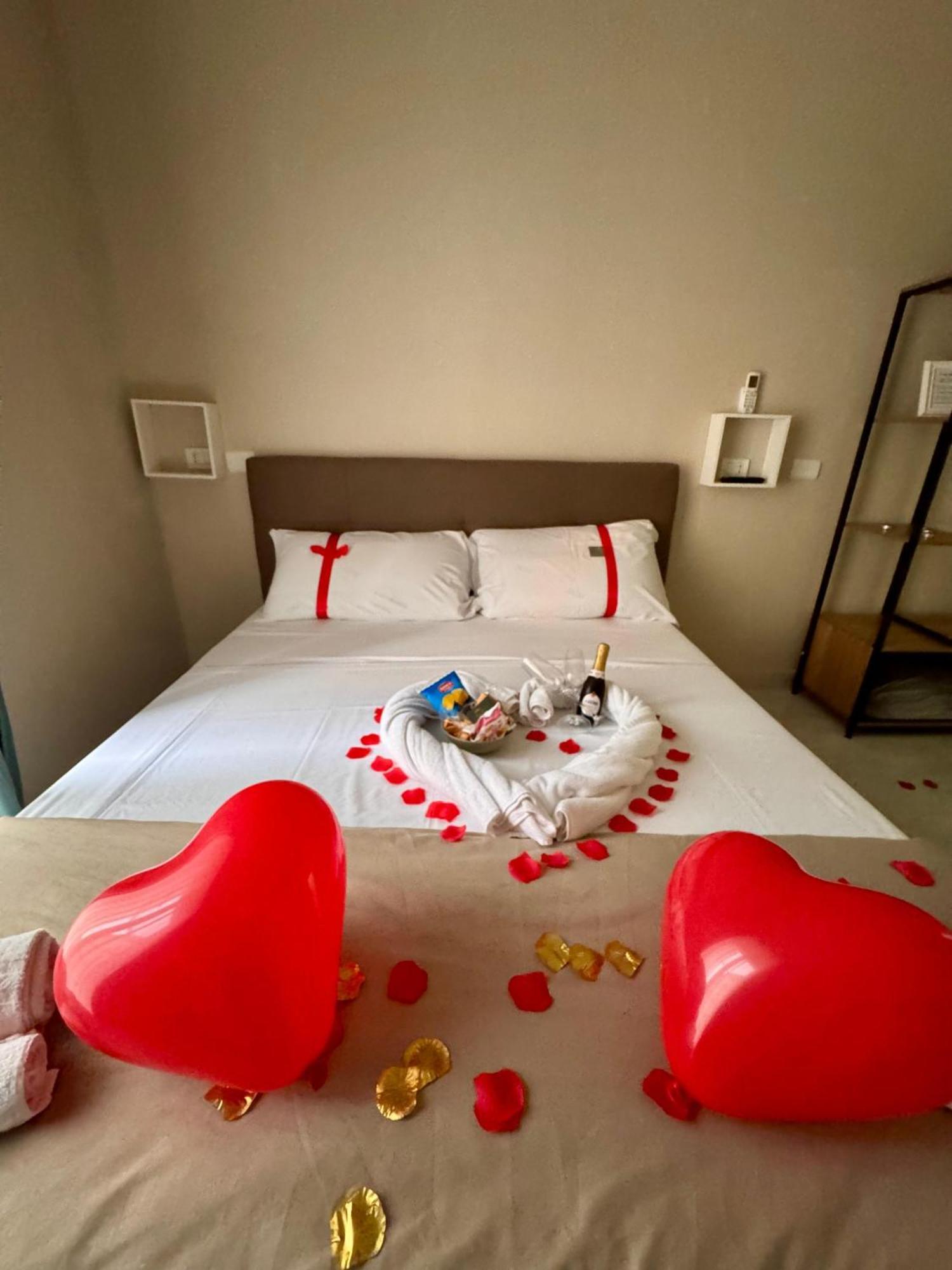 Bed and Breakfast Royal Dream à Naples Extérieur photo