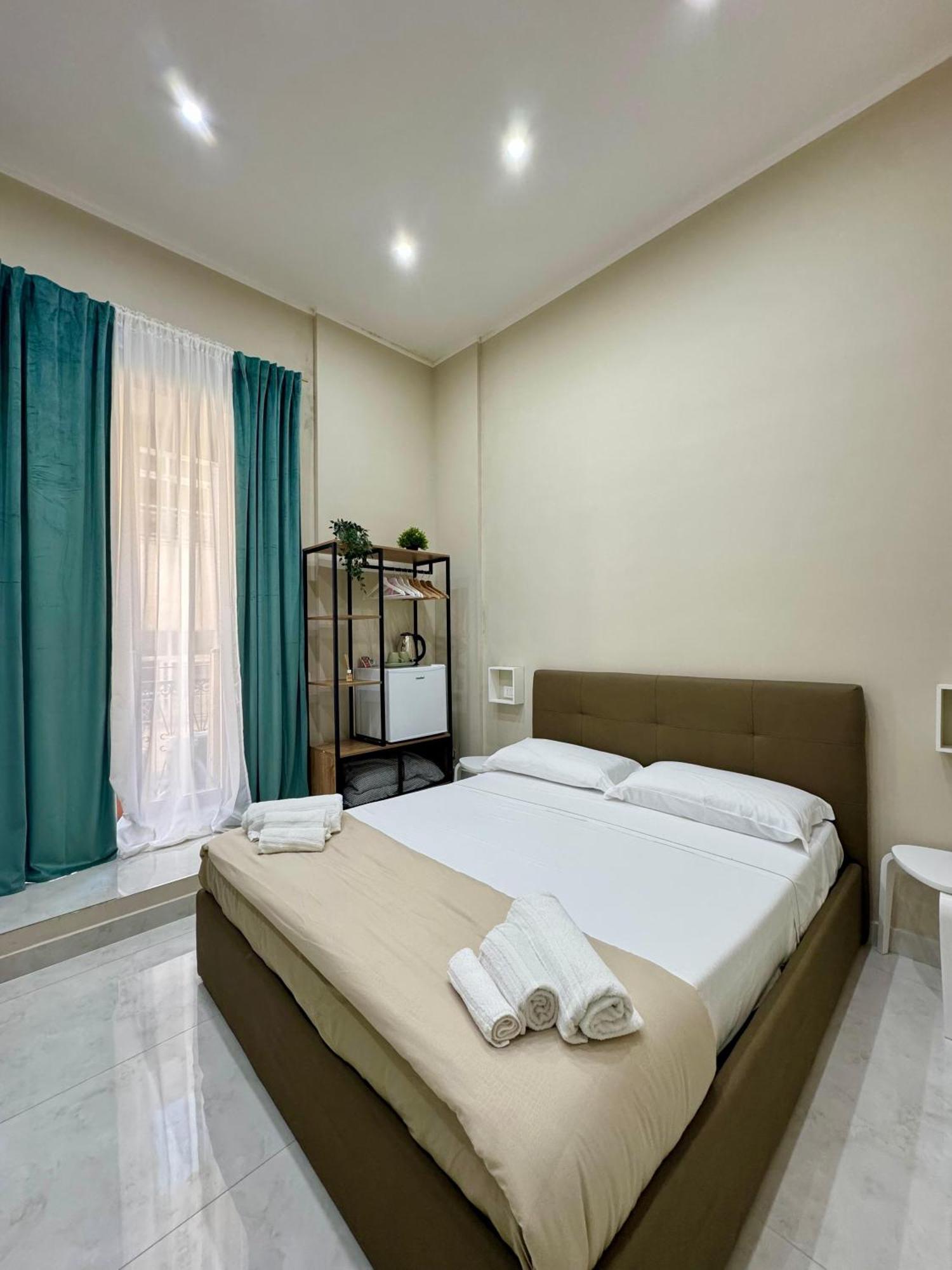 Bed and Breakfast Royal Dream à Naples Extérieur photo